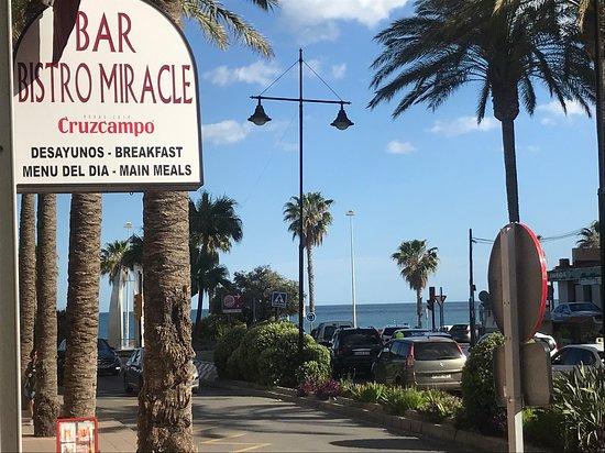 Bar restaurante bistro miracle